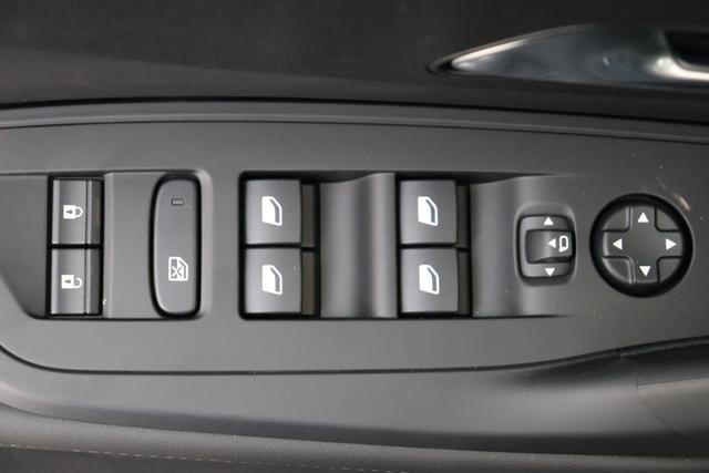 Peugeot 308 SW Hybrid 145 e-DCS6 