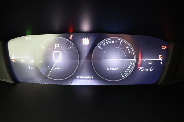 Peugeot 308 SW Hybrid 145 e-DCS6 