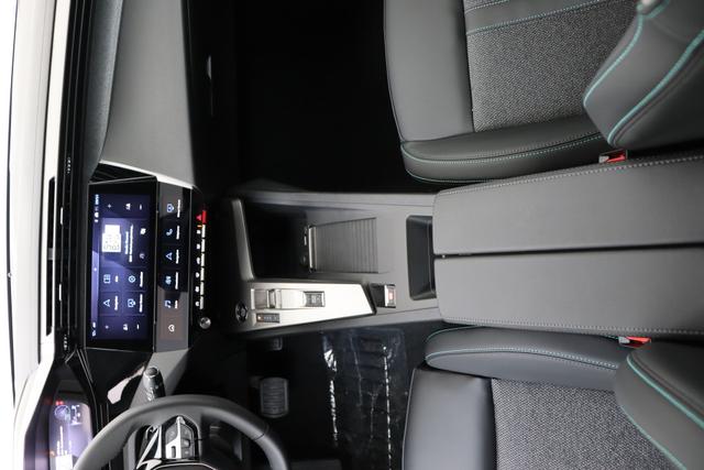 Peugeot 308 SW Hybrid 145 e-DCS6 