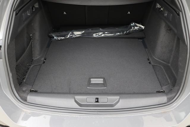 Peugeot 308 SW Hybrid 145 e-DCS6 