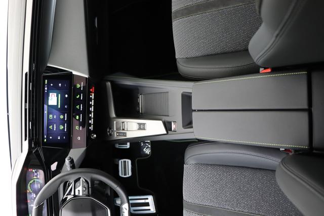 Peugeot 308 SW Hybrid 145 e-DCS6 
