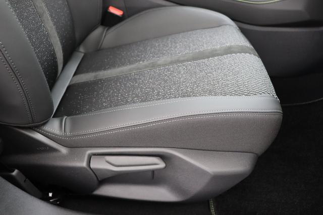 Peugeot 308 SW Hybrid 145 e-DCS6 