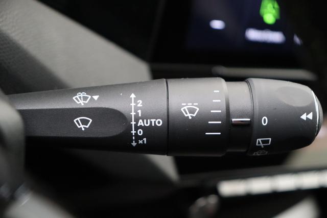 Peugeot 308 SW Hybrid 145 e-DCS6 