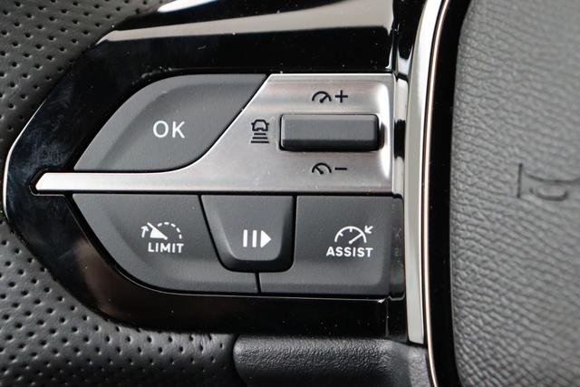 Peugeot 308 SW Hybrid 145 e-DCS6 