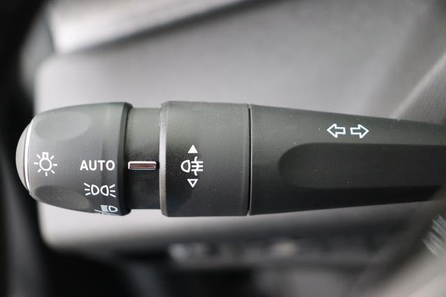 Peugeot 408 Hybrid 145 e-DCS6 