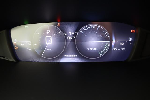 Peugeot 408 Hybrid 145 e-DCS6 