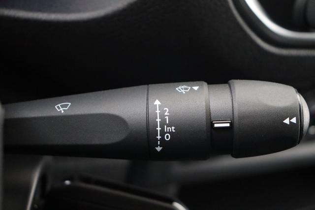 Peugeot e-Expert Fahrgestell 50 kWh 136 hp 