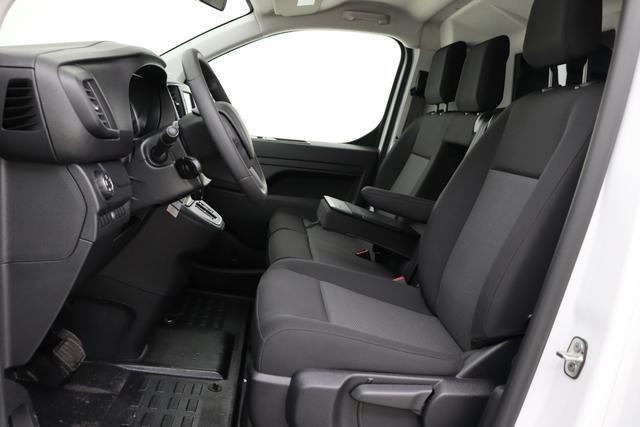 Peugeot e-Expert Fahrgestell 75 kWh 136 hp 