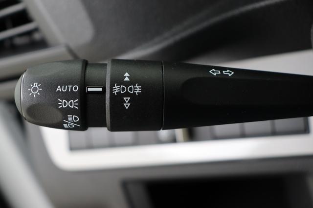 Opel Vivaro Kombi 2.0 Turbo D 145 hp MT6 