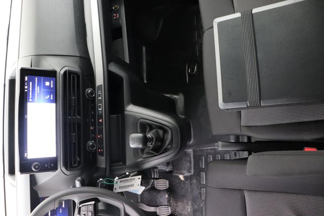 Opel Vivaro Kombi 2.0 Turbo D 145 hp MT6 