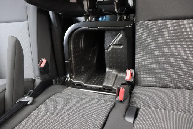 Opel Vivaro Kombi 2.0 Turbo D 145 hp MT6 
