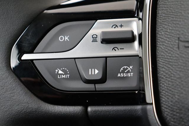 Peugeot 308 Hybrid 145 e-DCS6 