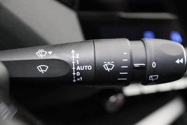 Peugeot 308 Hybrid 145 e-DCS6 
