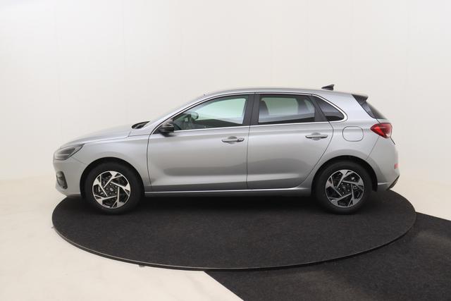 Hyundai i30 1.0 T-GDi 100 hp 6MT 