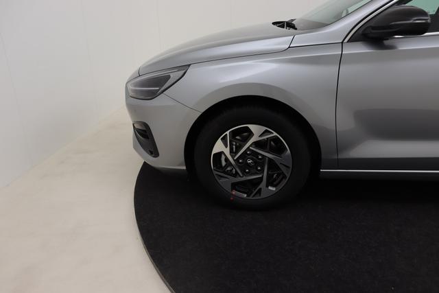 Hyundai i30 1.0 T-GDi 100 hp 6MT 