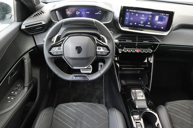 Peugeot 2008 1.2 Turbo 130 hp EAT8 