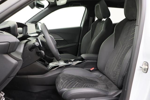 Peugeot 2008 1.2 Turbo 130 hp EAT8 