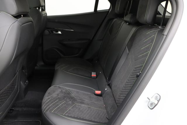 Peugeot 2008 1.2 Turbo 130 hp EAT8 