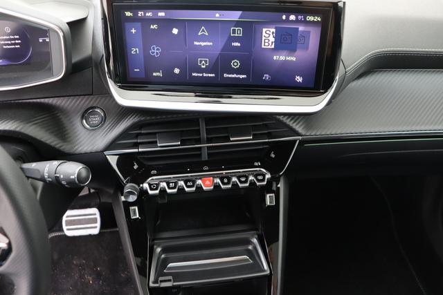 Peugeot 2008 1.2 Turbo 130 hp EAT8 