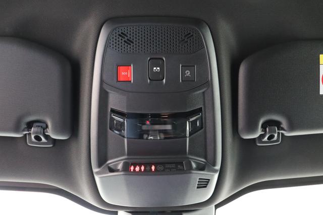 Peugeot 2008 1.2 Turbo 130 hp EAT8 