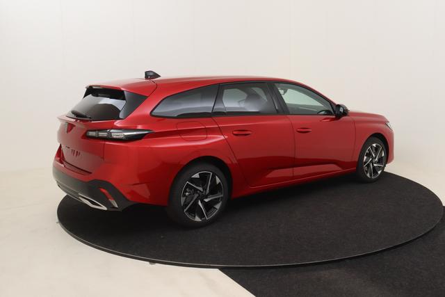 Peugeot 308 SW 1.2 Turbo 130 hp EAT8 
