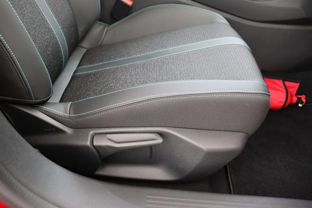 Peugeot 308 SW 1.2 Turbo 130 hp EAT8 