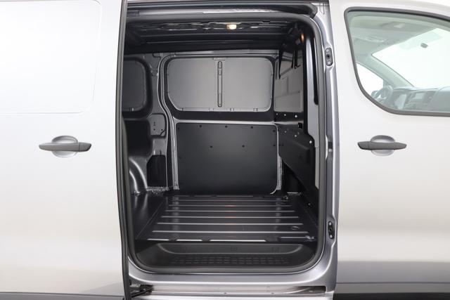 Toyota Proace Fahrgestell 1.5D 120 hp 6MT 