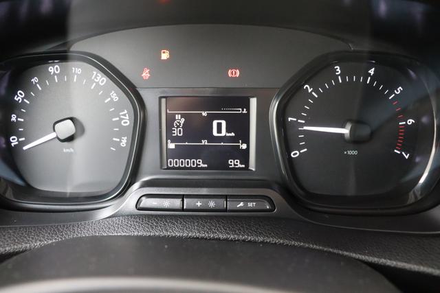 Toyota Proace Fahrgestell 1.5D 120 hp 6MT 
