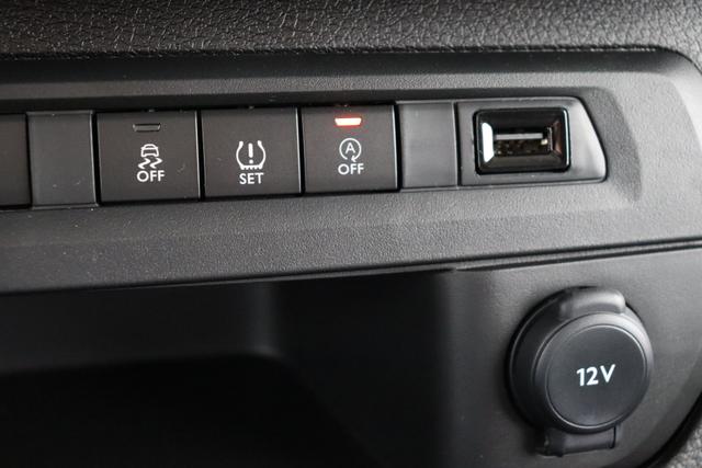 Toyota Proace Fahrgestell 1.5D 120 hp 6MT 