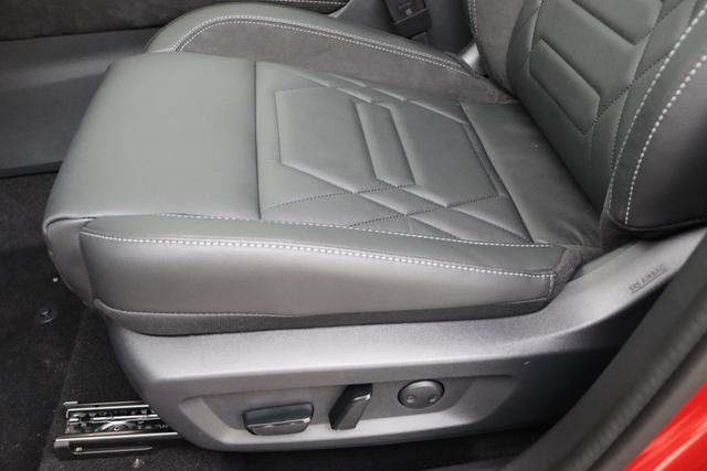 Nissan Qashqai 1.3 DIG-T Mild Hybrid 158 hp 4WD X-TRONIC 