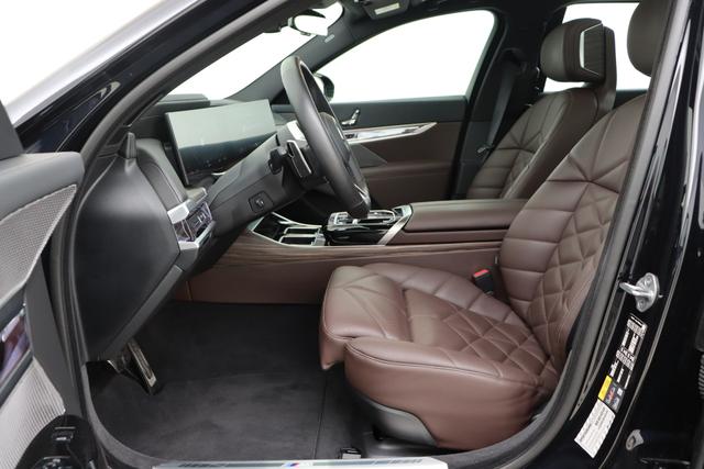 BMW i7 eDrive50 