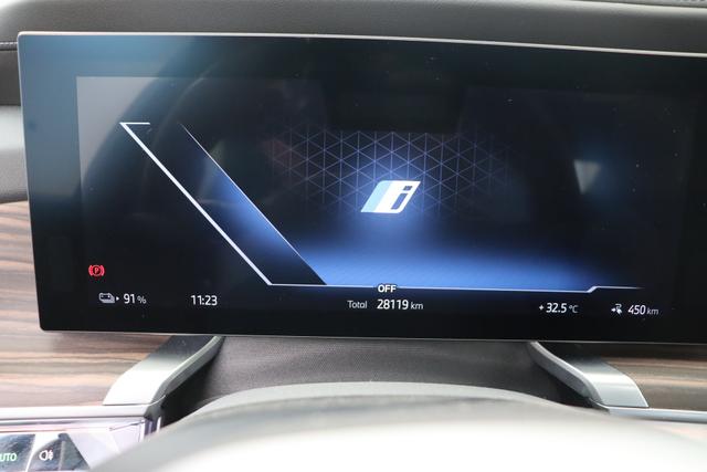 BMW i7 eDrive50 