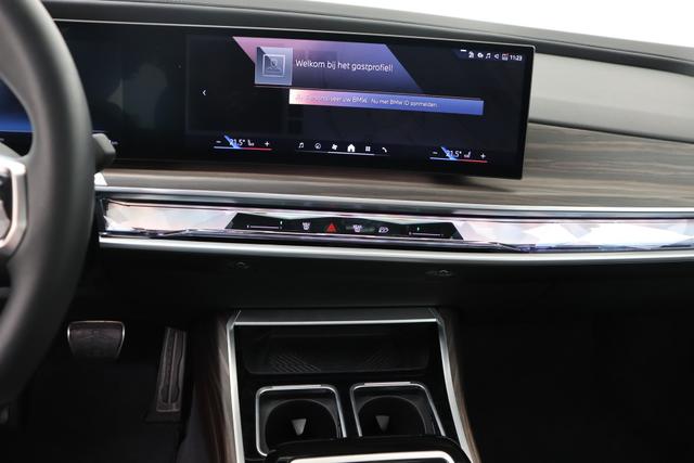 BMW i7 eDrive50 