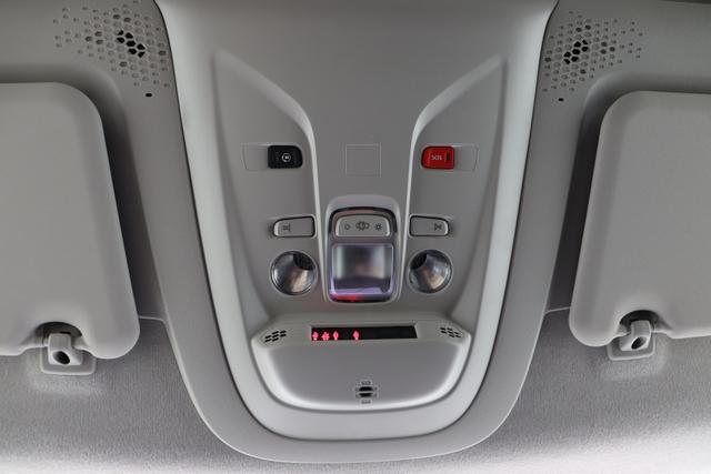 Peugeot e-Rifter 50 kWh 136 hp 