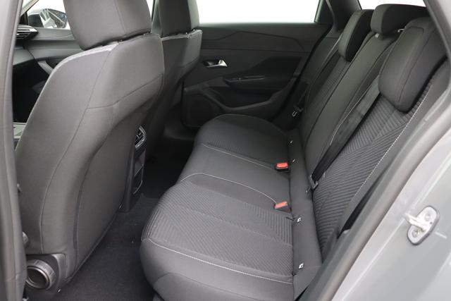 Peugeot 308 SW 1.5 BlueHDi 130 hp EAT8 