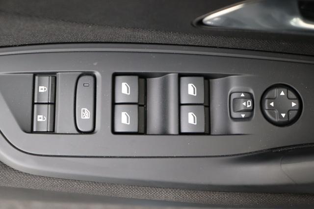 Peugeot 308 SW 1.5 BlueHDi 130 hp EAT8 