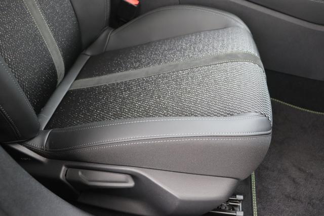 Peugeot 308 SW 1.2 Turbo 130 hp EAT8 