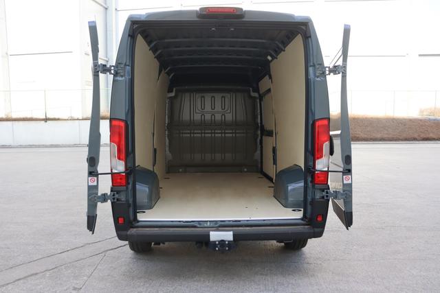 Peugeot Boxer 2.2 BlueHDi 140 hp S&S Man.6 