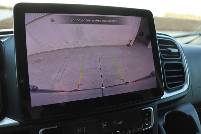Peugeot Boxer 2.2 BlueHDi 140 hp S&S Man.6 