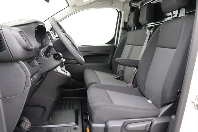 Peugeot e-Expert Fahrgestell 50 kWh 136 hp 