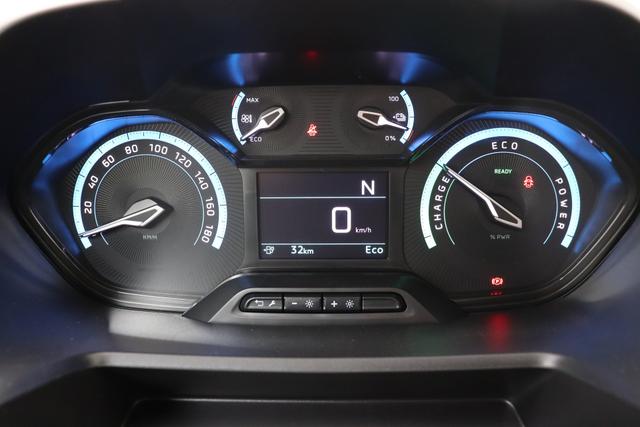 Peugeot e-Rifter 50 kWh 136 hp 