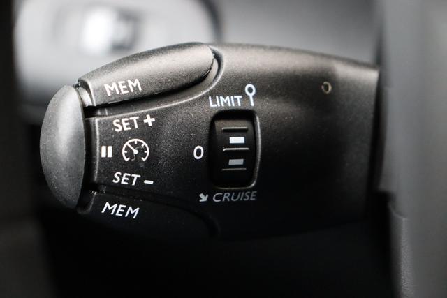Peugeot e-Rifter 50 kWh 136 hp 