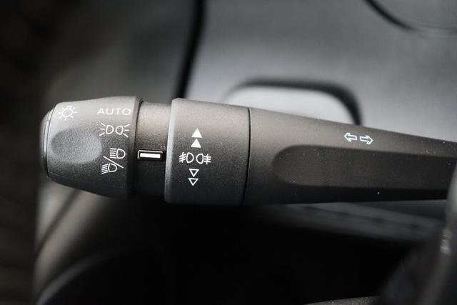 Peugeot e-Rifter 50 kWh 136 hp 