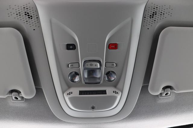 Peugeot e-Rifter 50 kWh 136 hp 