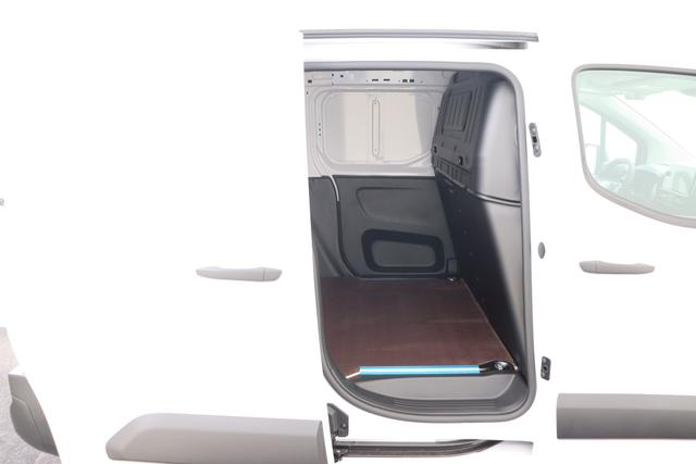 Opel Combo Cargo 1.5 Turbo D 130 hp S/S AT8 