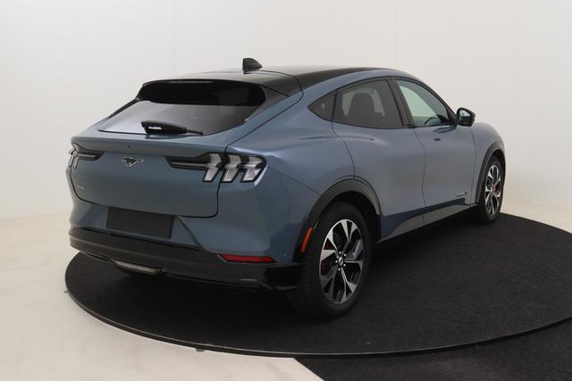 Ford Mustang Mach-E 98 kWh Extended range 