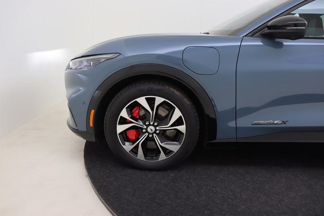 Ford Mustang Mach-E 98 kWh Extended range 