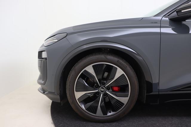 Audi Q6 e-tron Quattro 