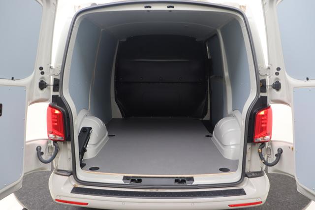 Volkswagen T6 Transporter 2.0 TDI 110 hp 5M 