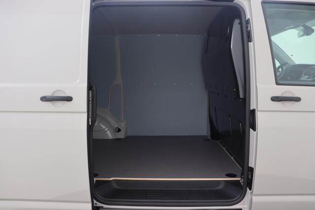 Volkswagen T6 Transporter 2.0 TDI 110 hp 5M 